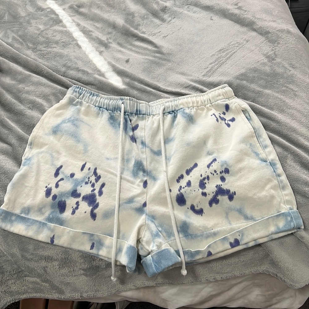 Forever 21 Denim Shorts - Size M